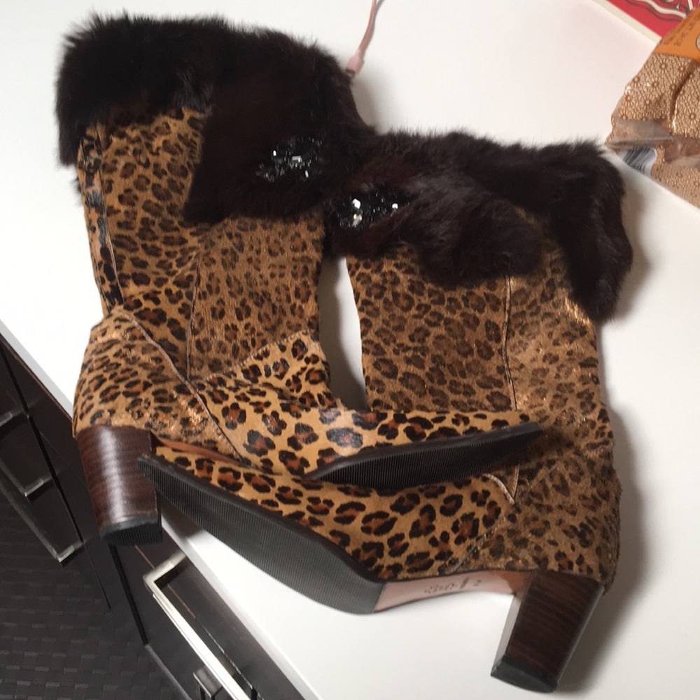 Calfskin and leather w Rabbit Fur 9